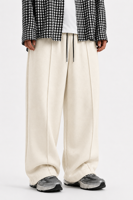 Pleated Relaxed Cream Trouser