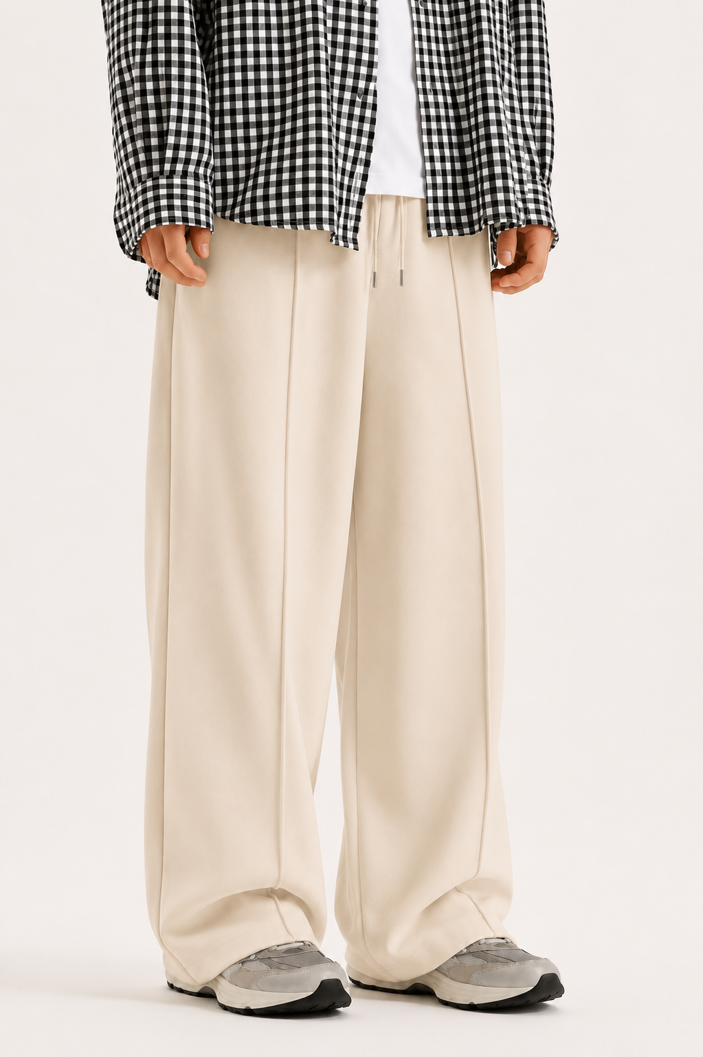 Pleated Relaxed Beige Trouser